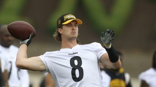 Former Steelers Player A Bit Judgmental About Kenny Pickett's 2023 Offseason Workouts (Pittsburgh Steelers). Photo by Charles LeClaire / USA TODAY Sports